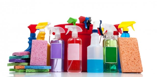 Scegliere i detergenti giusti per l’igiene della casa
